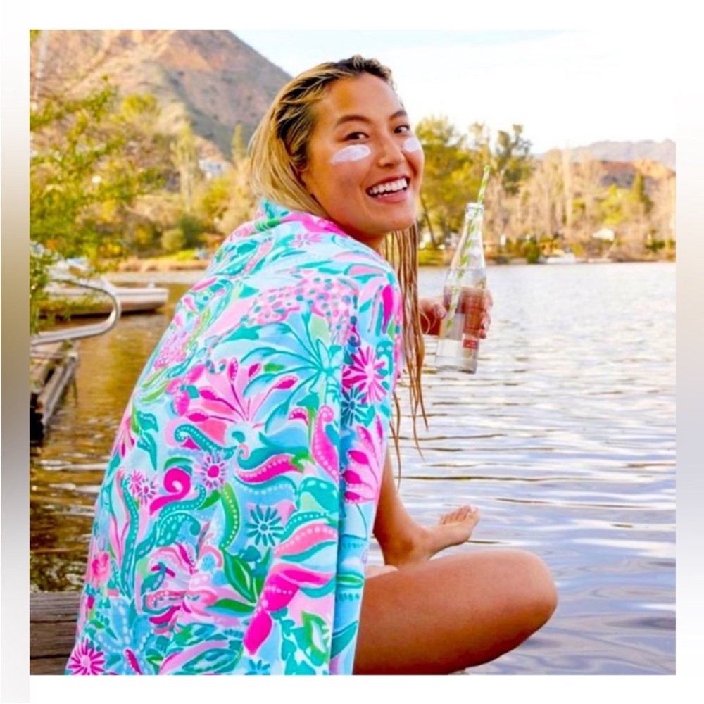 Lilly Pulitzer Lounge Towel